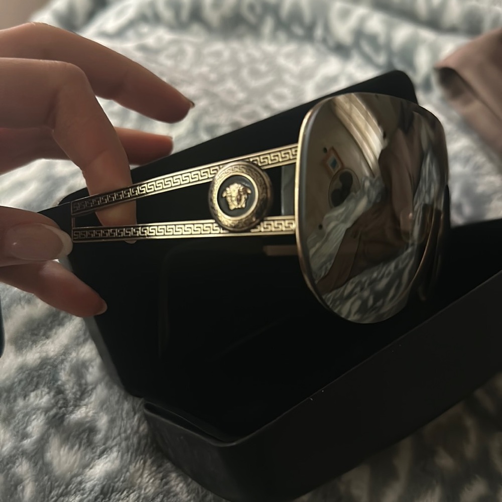 MAKE OFFERS Versace sunglasses